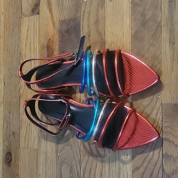 SHEIN SANDALS - Picture 3 of 6